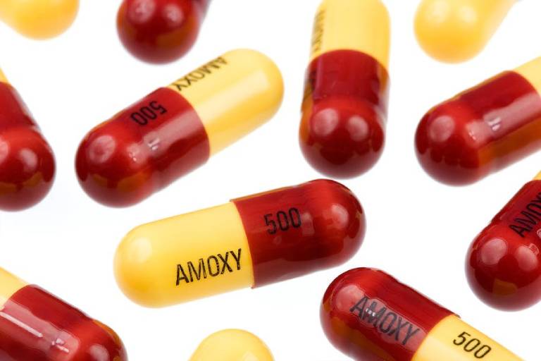Điều trị viêm phế quản với thuốc kháng sinh Amoxicillin