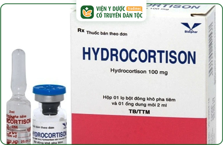 Hydrocortison thuộc nhóm kháng sinh có chứa steroid