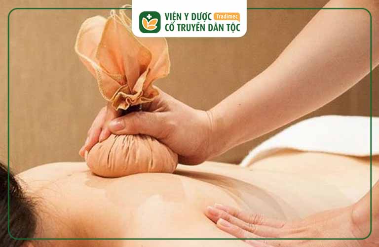  Massage sẽ giúp giảm đau nhức, giảm mệt mỏi và khó chịu