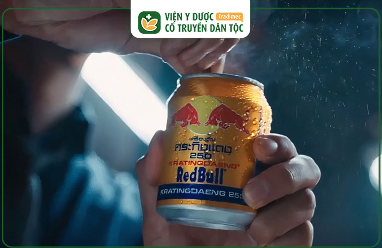 Nước bò húc hay còn gọi là Red Bull