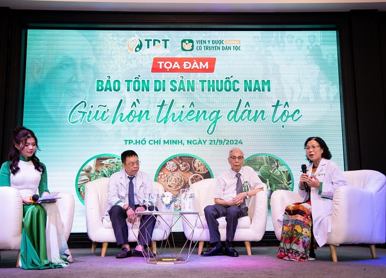 Tọa đàm "Bảo tồn di sản thuốc Nam - Giữ hồn thiêng dân tộc"