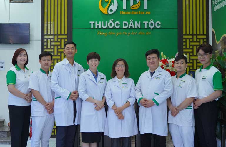 Đội ngũ bác sĩ Thuốc Dân Tộc TP HCM